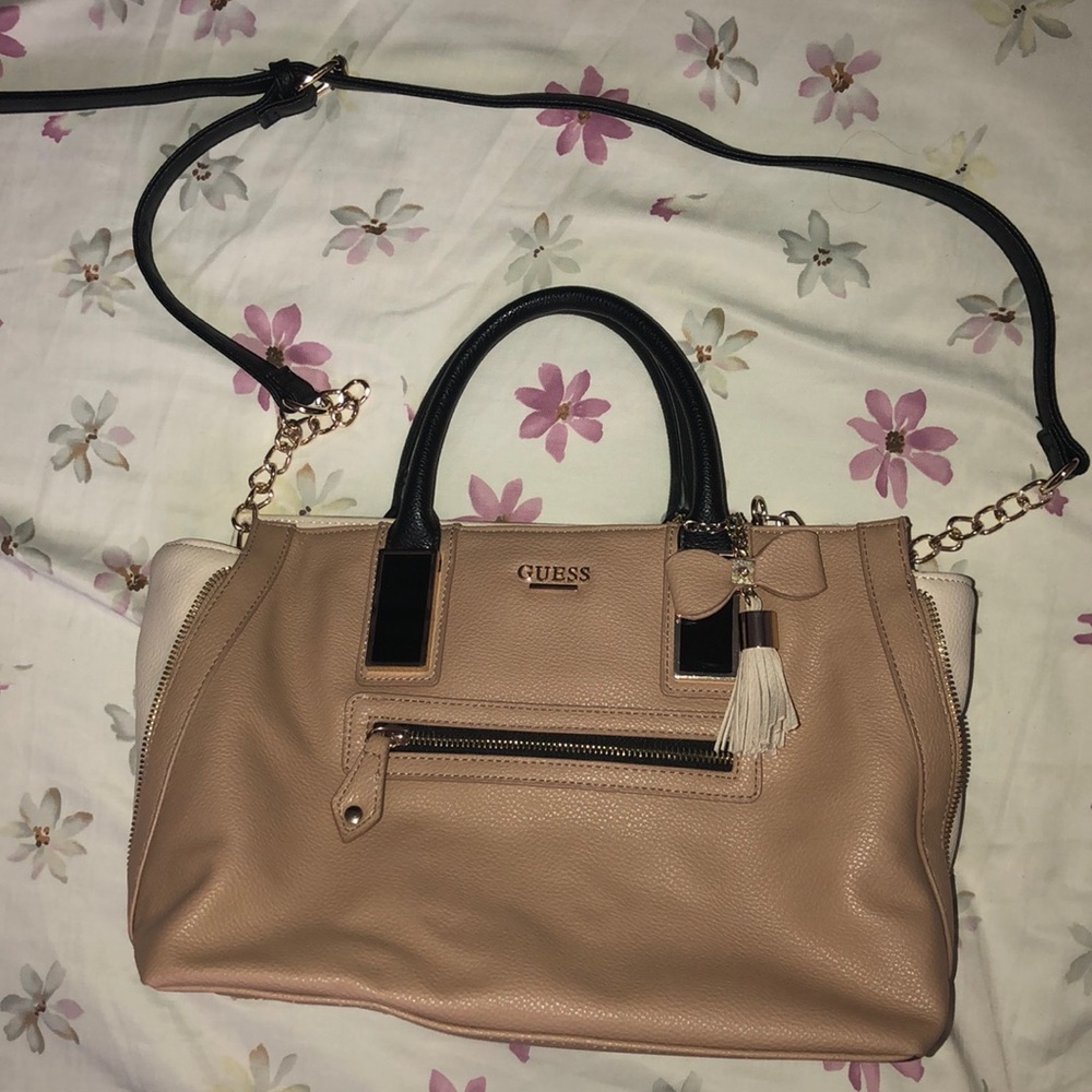 GUESS Satchel handbag